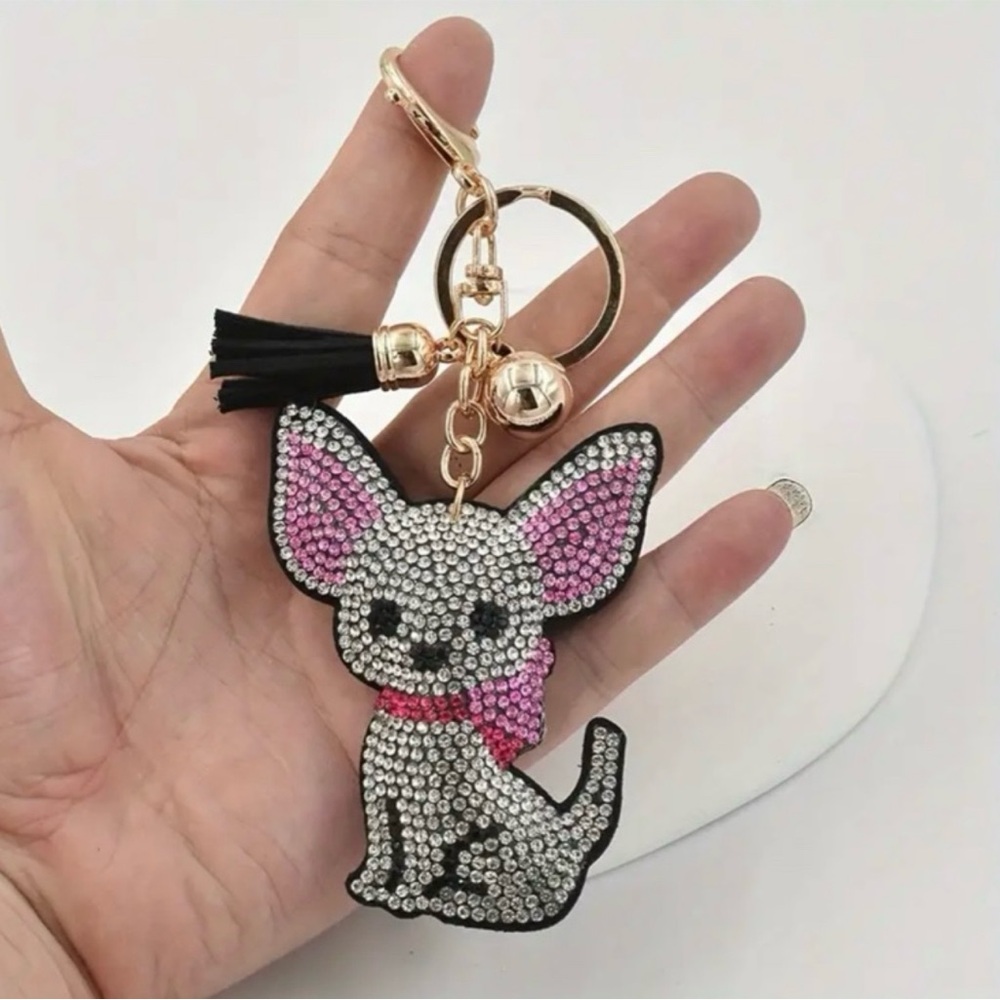 Lot of 3
White Chihuahua Dog Crystal Rhinestone Keychain